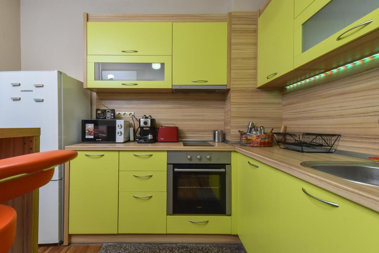 Vintage Spot - Colorful One-Bedroom Apartment By Flat Mаnager Sofia Eksteriør billede