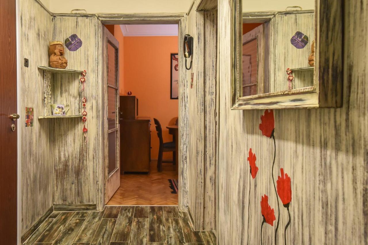 Vintage Spot - Colorful One-Bedroom Apartment By Flat Mаnager Sofia Eksteriør billede