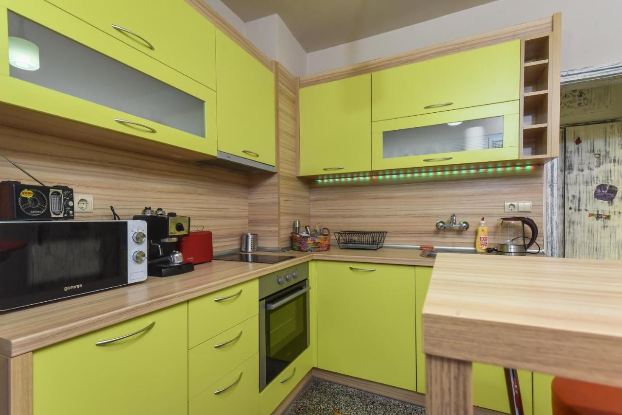 Vintage Spot - Colorful One-Bedroom Apartment By Flat Mаnager Sofia Eksteriør billede